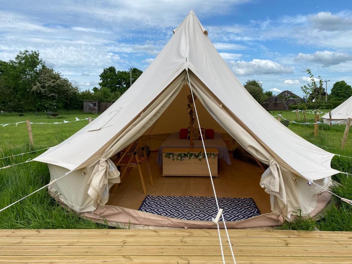 Honey Pod Farm Bell Tents 업튼 어픈 세븐 외부 사진